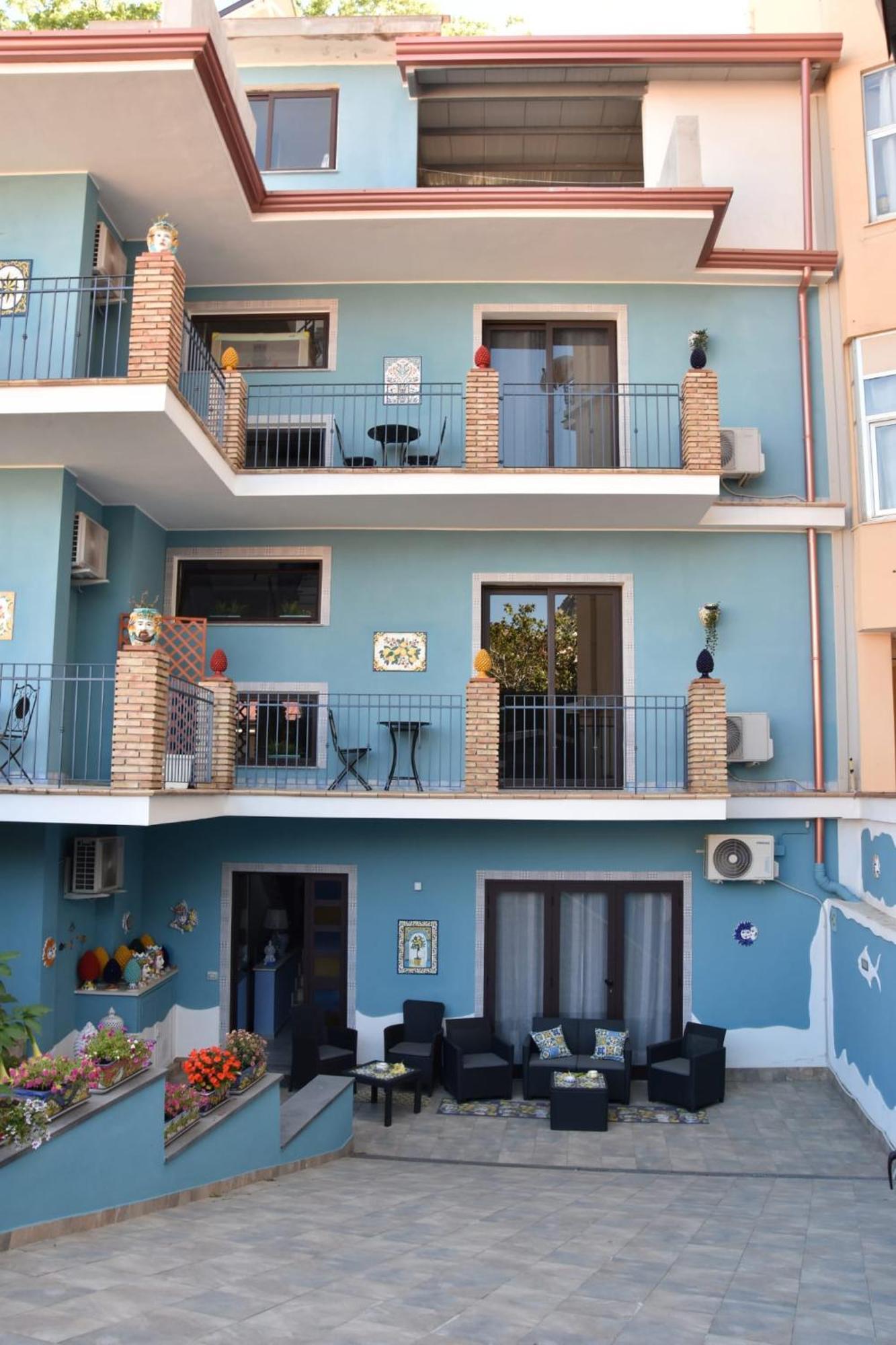 Taorbay Bed and Breakfast Giardini-Naxos Buitenkant foto