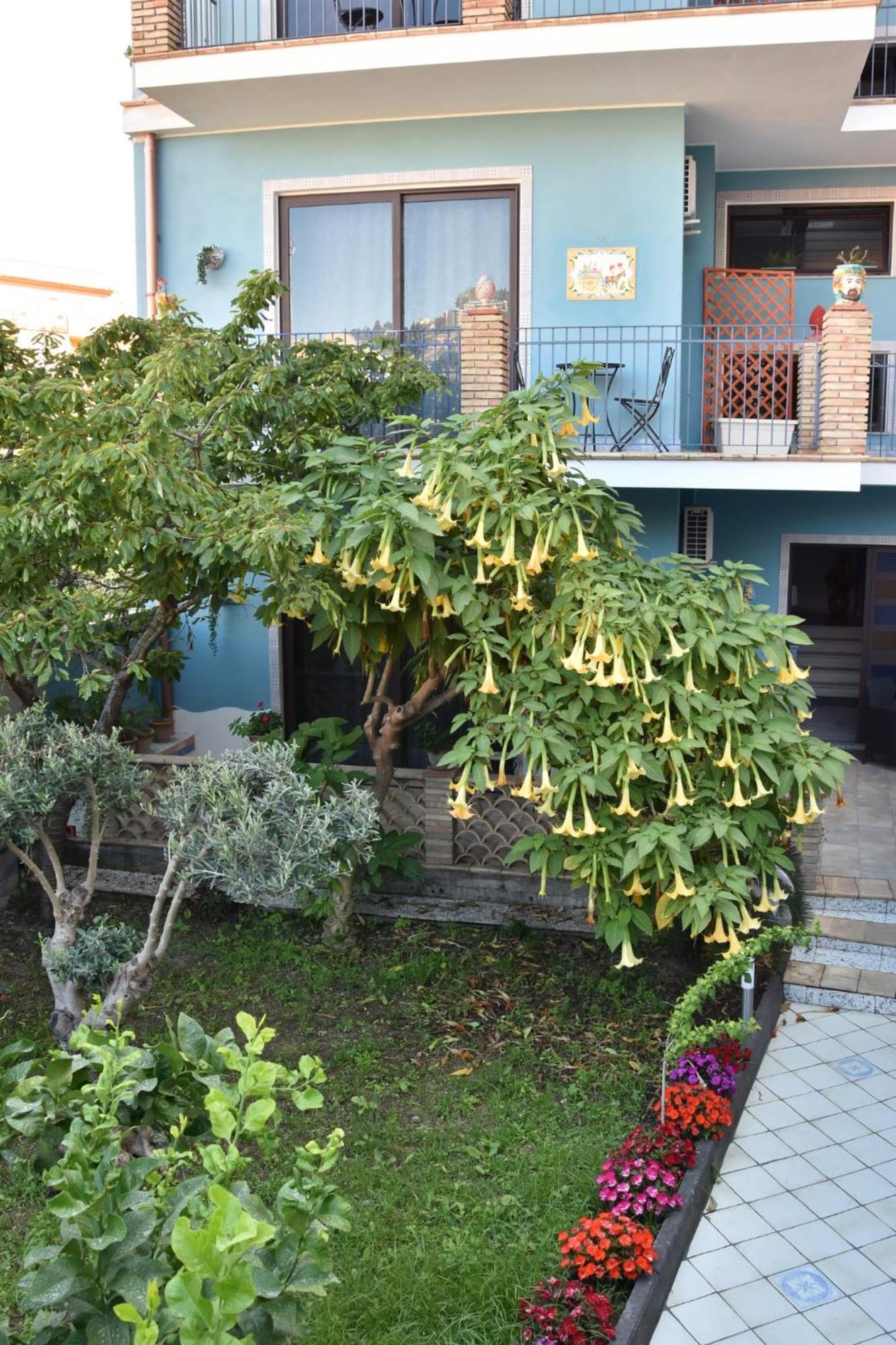 Taorbay Bed and Breakfast Giardini-Naxos Buitenkant foto
